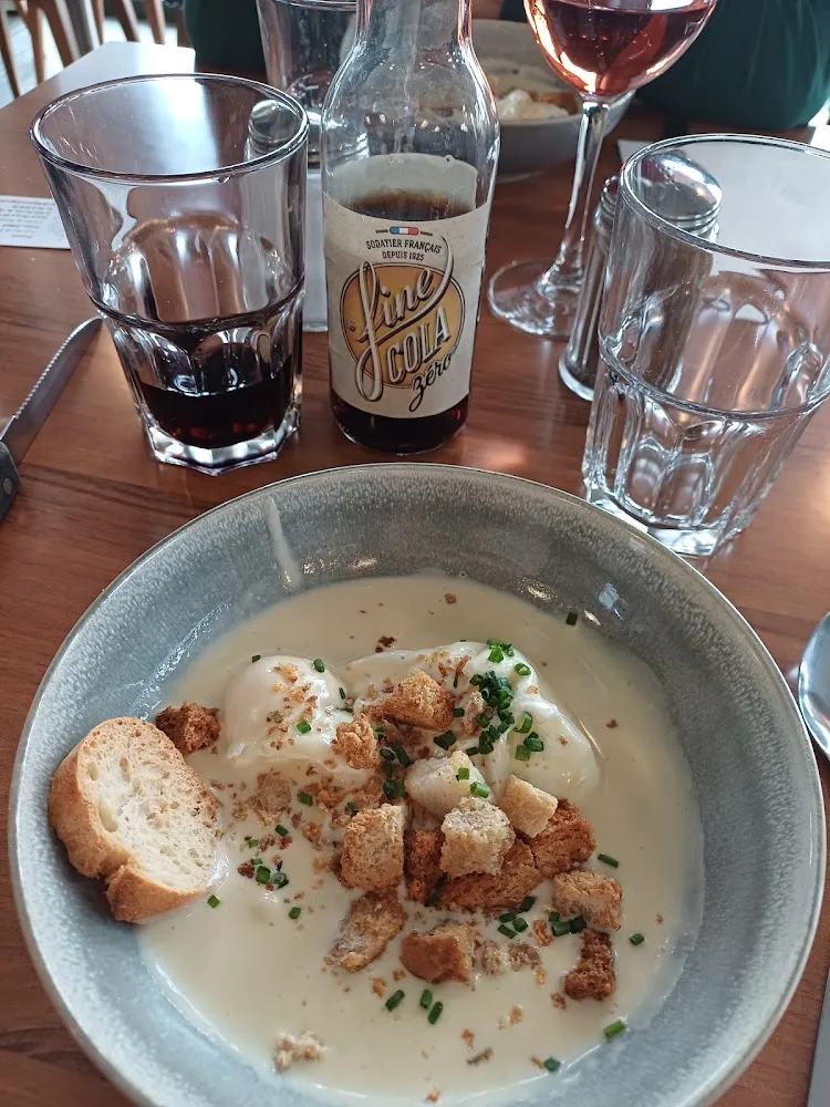 Oeufs Poché À L Époisse